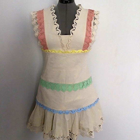 Endless Rose Dresses & Skirts - “HOST PICK” NWOT ASOS Endless Rose Color-block Trim Mini Dress Ivory Size L